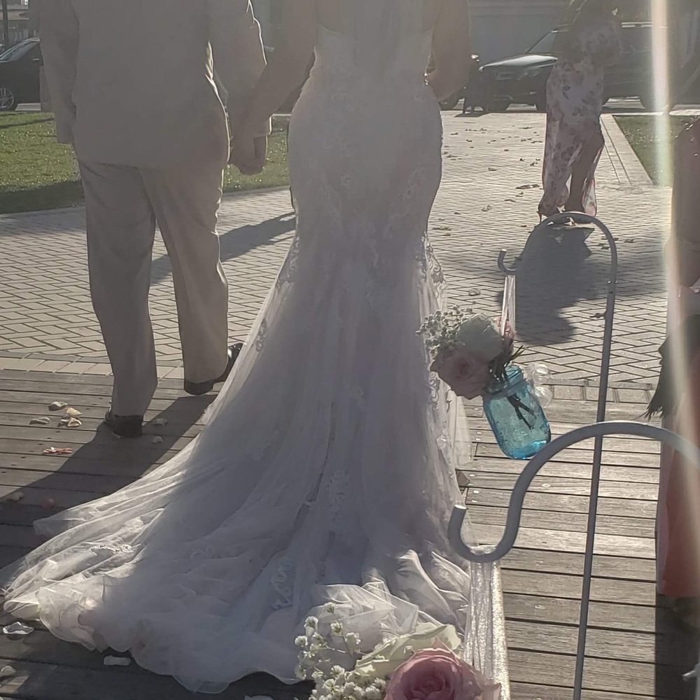 Stella York #6502 Mermaid Wedding Dress - Picture 5 of 10